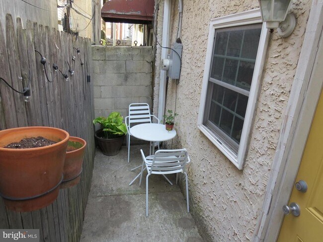 Photo - 1424 S Orianna St