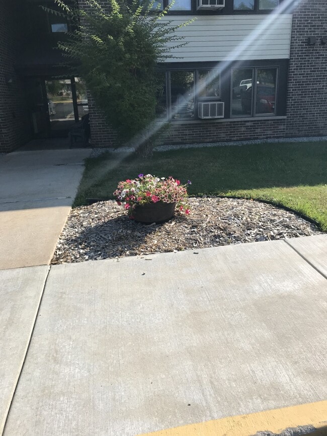 Photo - PLEASANT ACRES Apartments