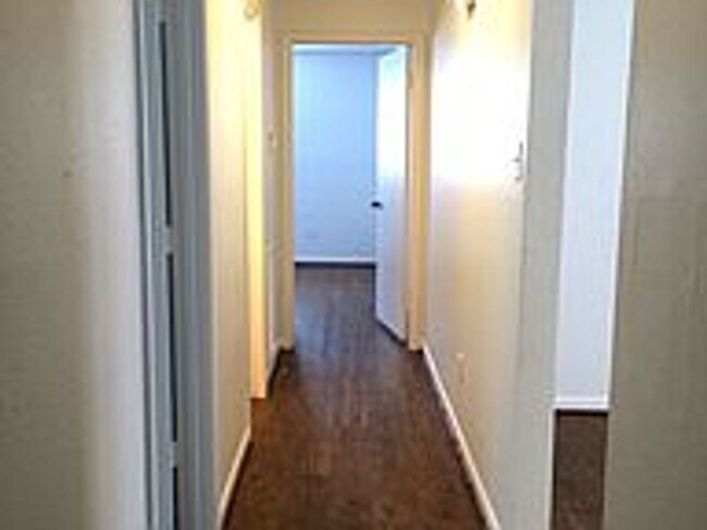 Photo - July Move In!  Adorable 3 Bedroom 1.5 Bath...