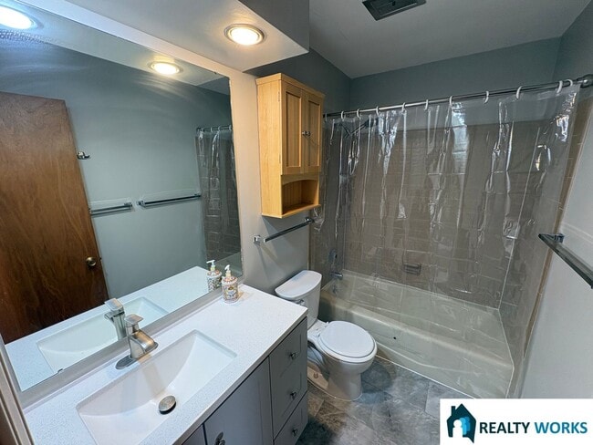 Photo - Large 3 bedroom, 2 Bath home available now!