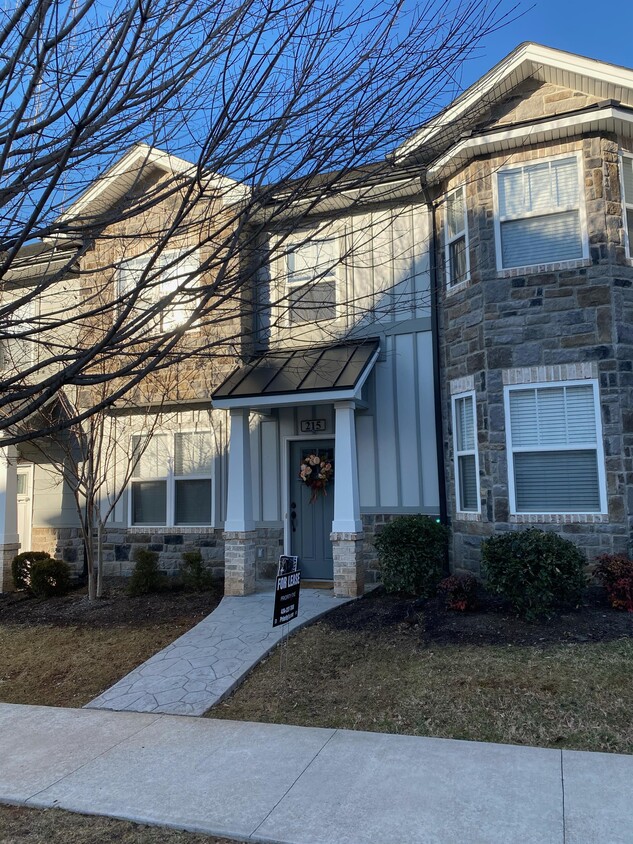 Photo - 215 Capstone Dr (Lynchburg, VA)