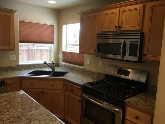SW Bend Home with Upgrades! - SW Bend Home with Upgrades!