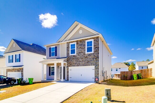 Photo - 246 Honey Hill Way