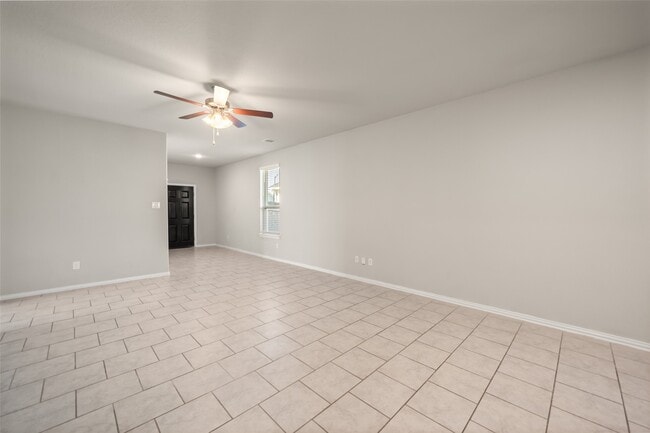 Photo - 8007 Grandstand Pkwy