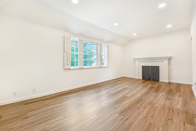 Photo - 9965 Durant Dr Unit 9965 Back