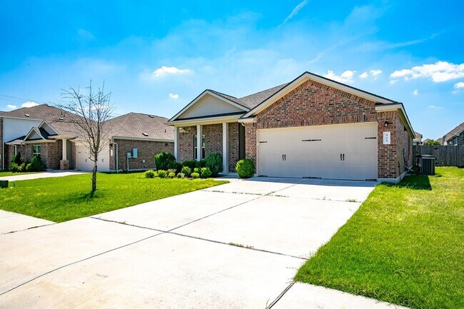 Photo - 908 Wolcott Dr