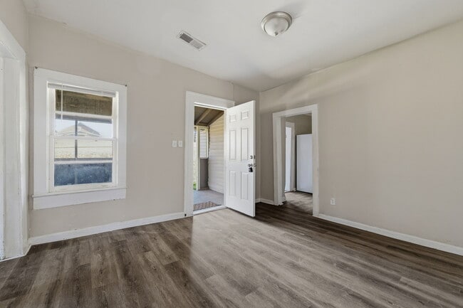 320 Old Pne Hl Rd