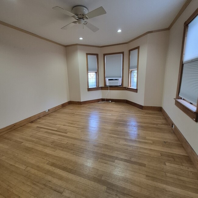 Photo - 28 Sargent St