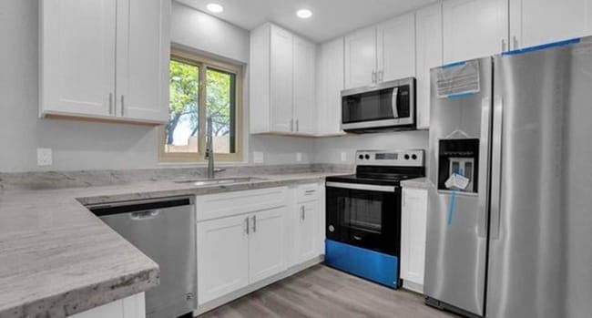 Photo - 16728 E Westby Dr Unit 103