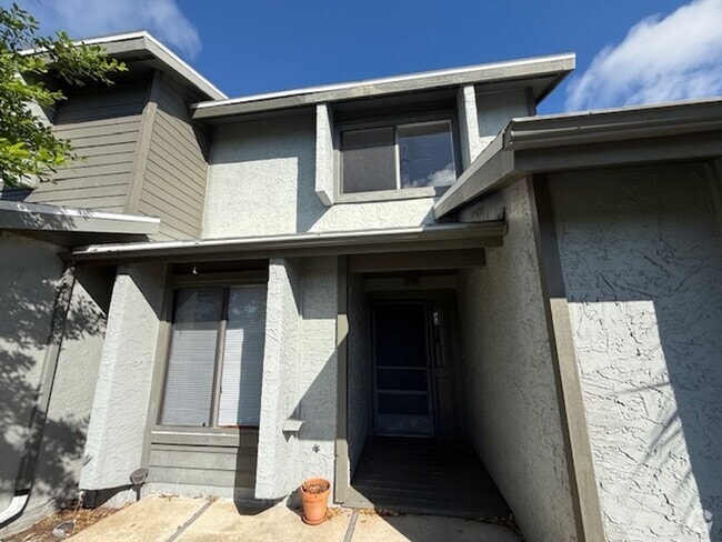 Building Photo - 150 Limewood Pl Rental