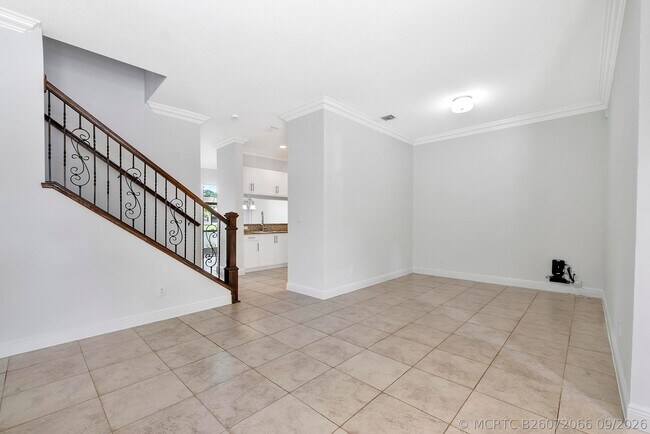 Photo - 3505 Lakeside Dr