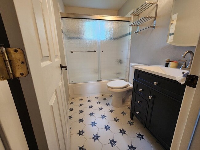 Photo - 2113 N Grants Ct