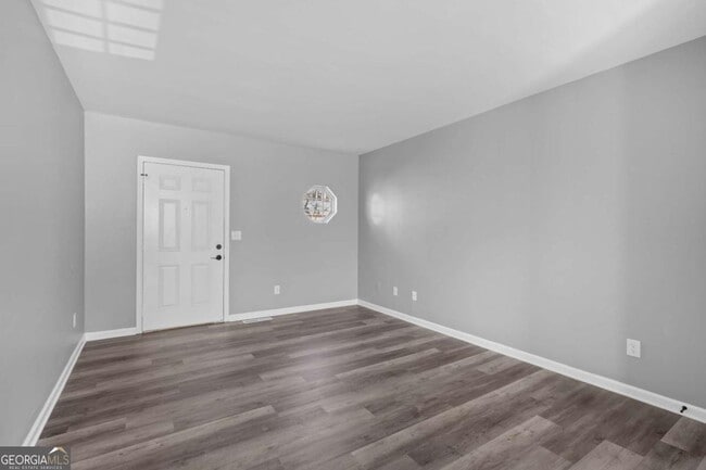 Photo - 501 Pine Park St