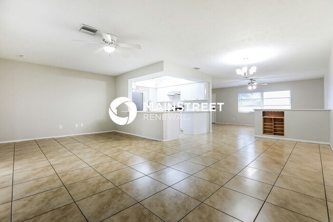 Photo - 3 Bedroom Pet-Friendly Home in VENICE, FL with Main Street Renewal