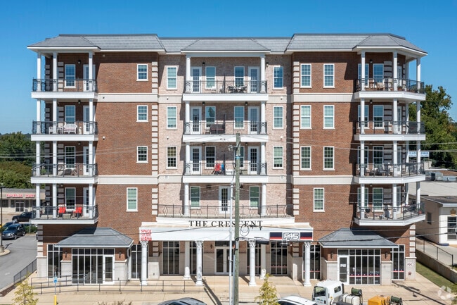 Photo - The Crescent