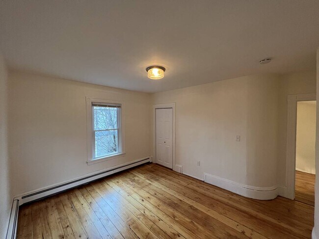 40 Fairmont St Unit 1