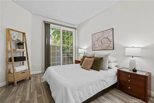 Photo - 24143 Del Monte Dr.