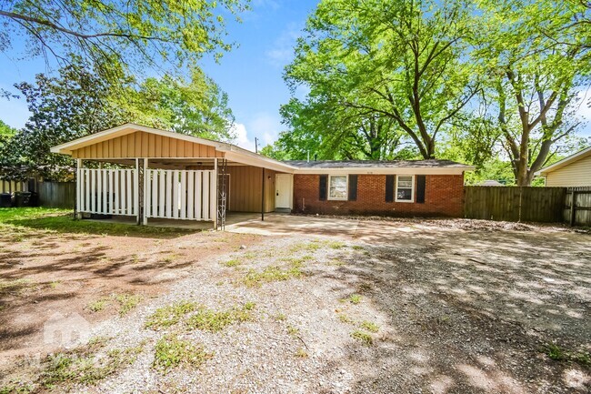 Building Photo - 3038 Brookdale St Rental