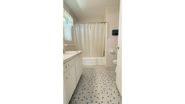 Photo - 500 Chickasaw Dr