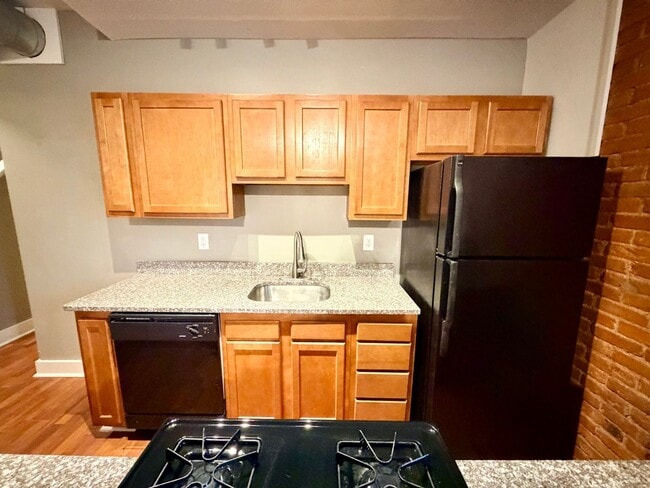 Photo - 3947 Mintwood St Unit 2