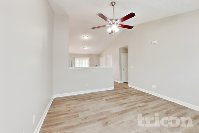 649 Belgium Dr