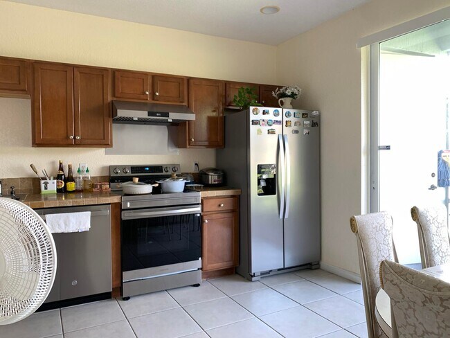 Photo - 2304 Center Stone Ln