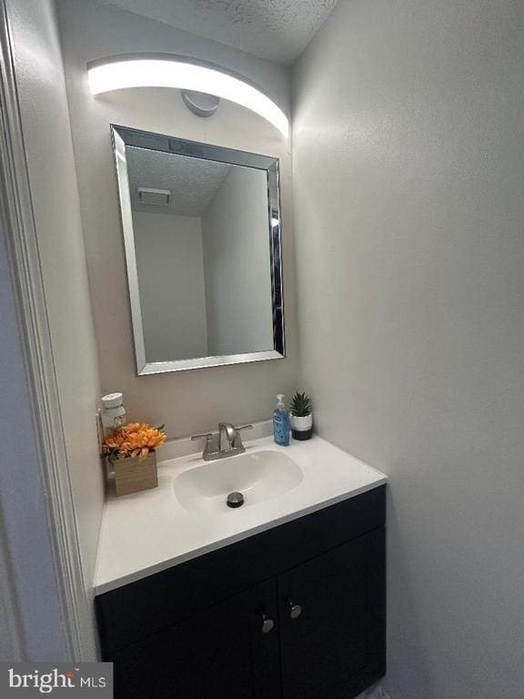 Photo - 41 Vanderbilt Ct