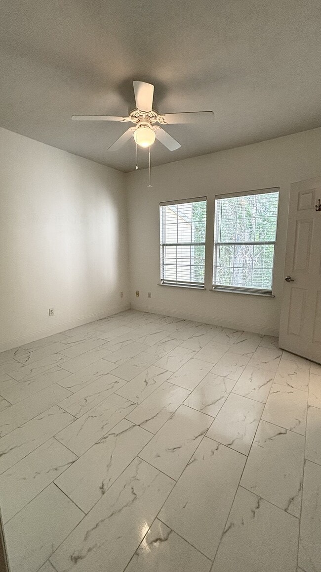 Photo - 268 NW 50th Blvd