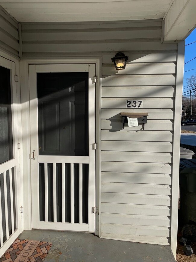 Photo - 740 Unit 237