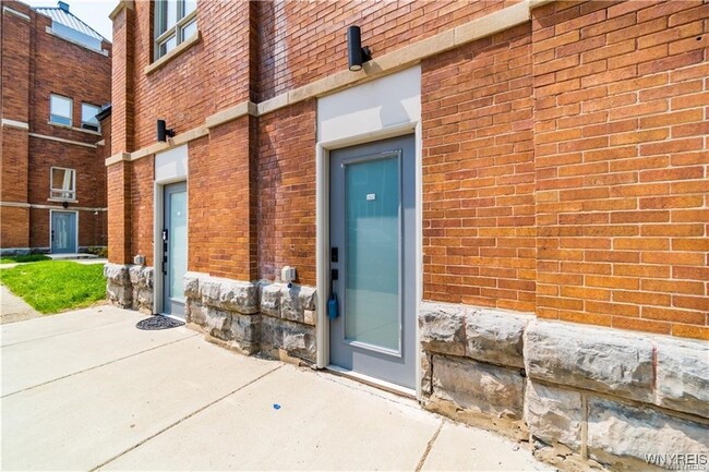 Photo - 340 Bird Ave Rental