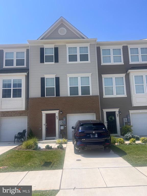 Photo - 63 Arsberg Dr Townhome