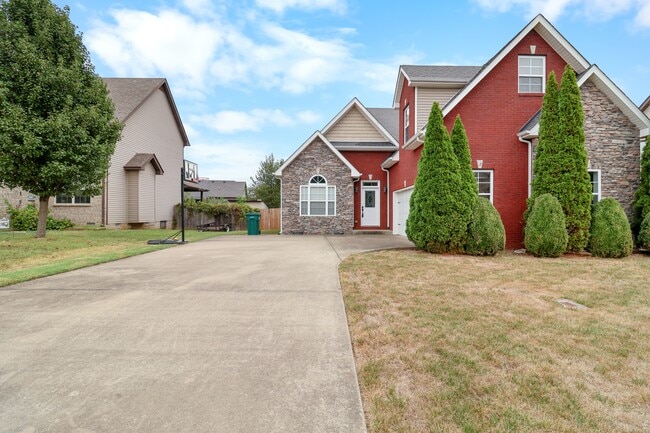 3375 Cotham Ln