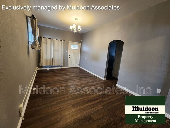 Photo - 1301 Cypress St