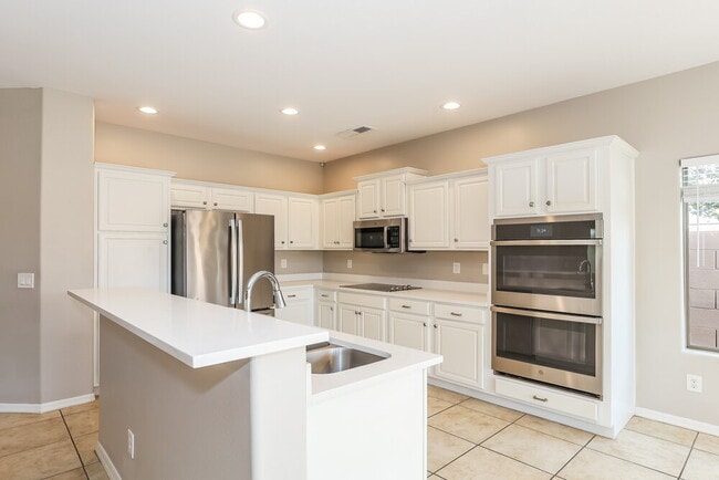 Photo - 25571 W St James Ave