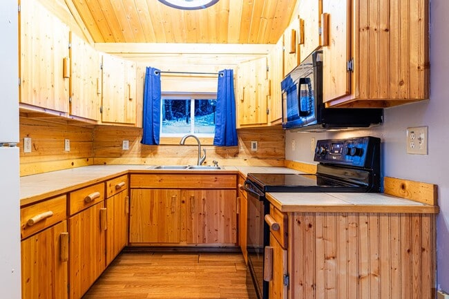 Photo - Secluded 2 Bed, 1 Bath Home in the hills!