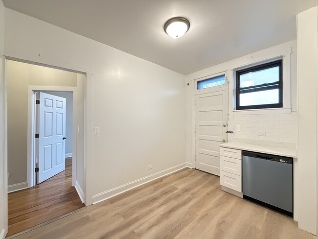 Photo - 2638 N Milwaukee Ave Unit 10Q