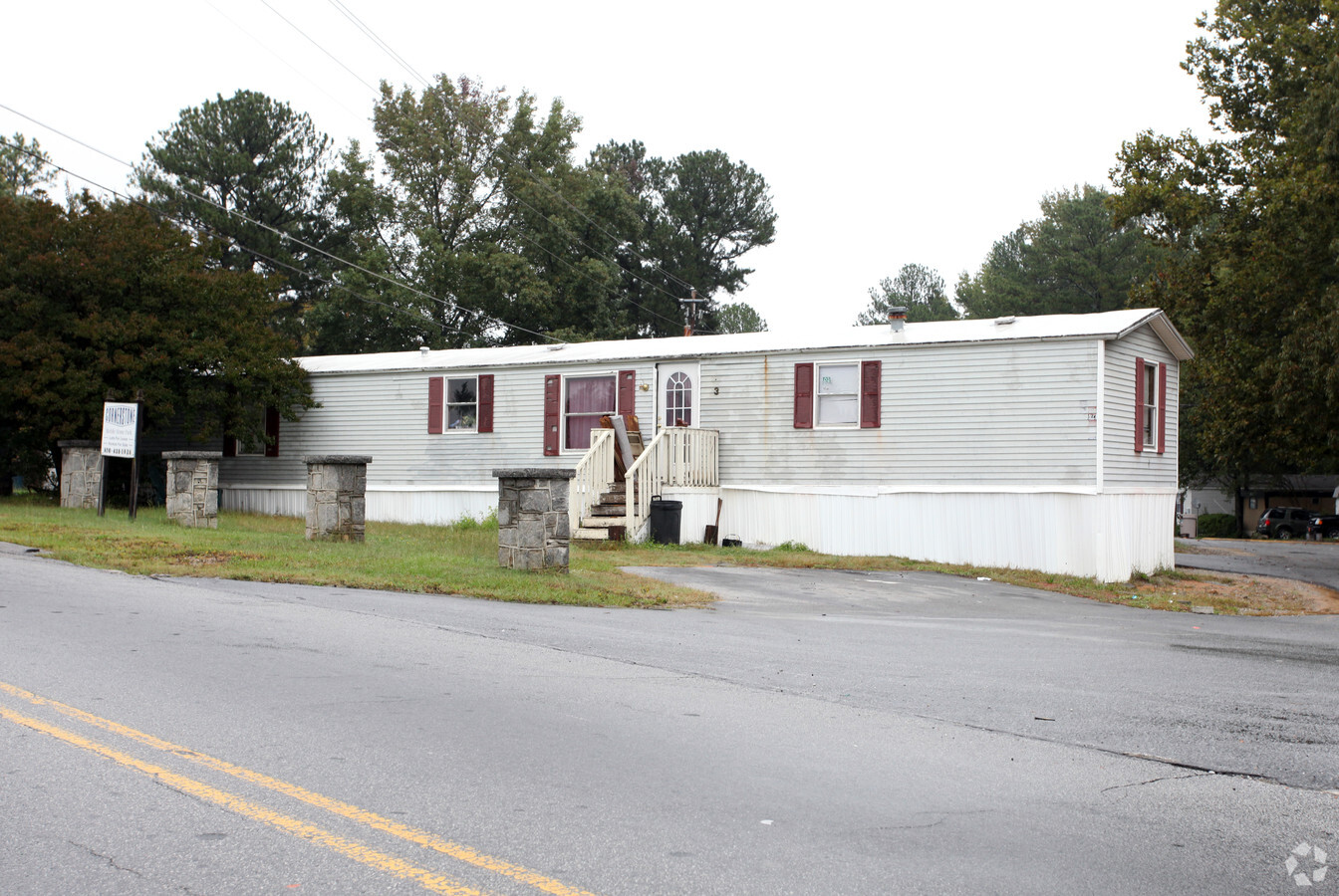 Cornerstone Mobile Home Park - Cornerstone Mobile Home Park