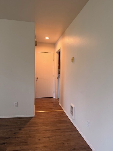 Photo - 327 S Forrest St