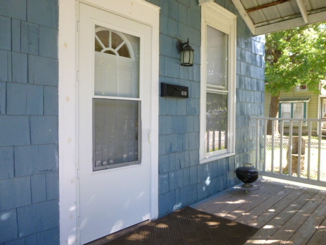 Building Photo - 416 S Adams St