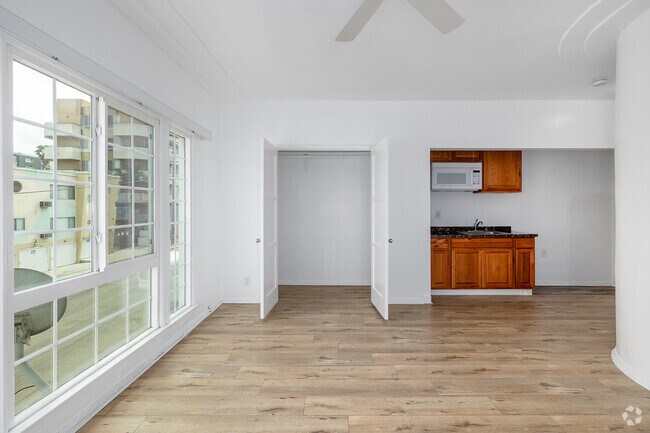 Studio - 360SF - Living Room