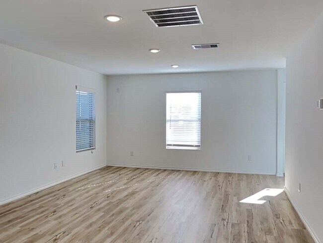 Photo - 24043 Mustang Run Dr