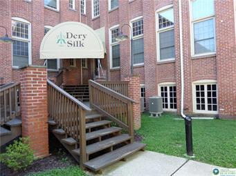 Building Photo - 101 Race St Unit 102