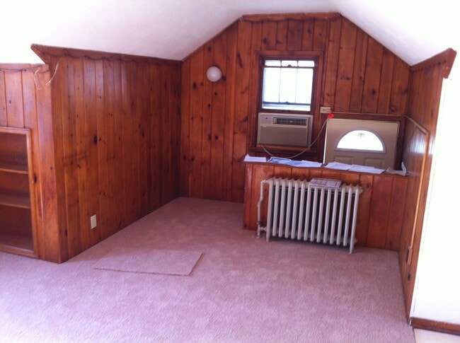 Photo - 1595 Payne Ave Unit Upper