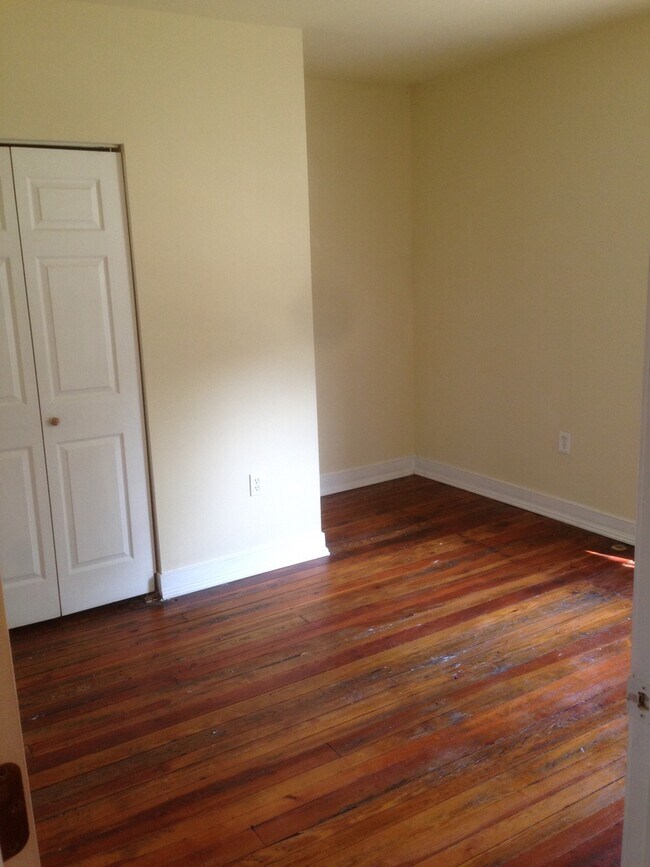 Photo - 1242 Parkwood Ave