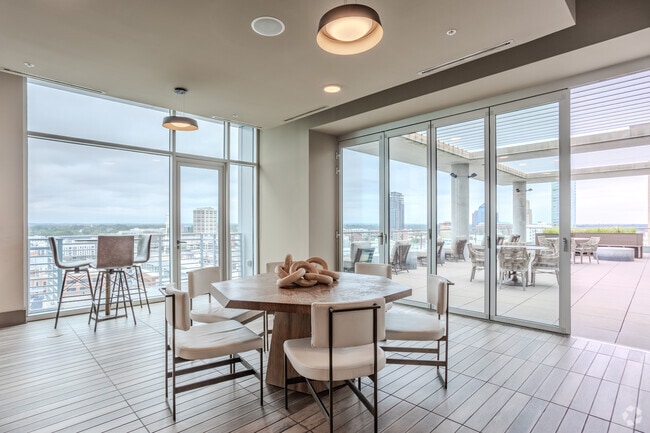 Sky Lounge