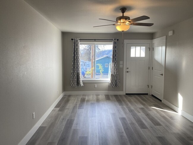 Building Photo - engk06 Unit 2202