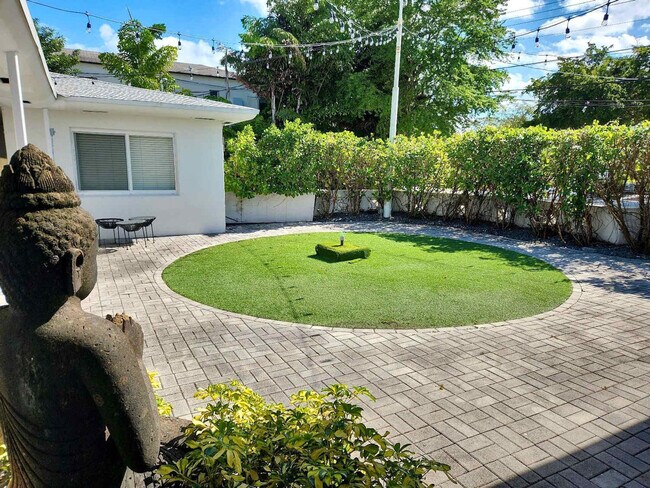 Photo - 515 NE 82nd St Unidad FL1-ID1022224P