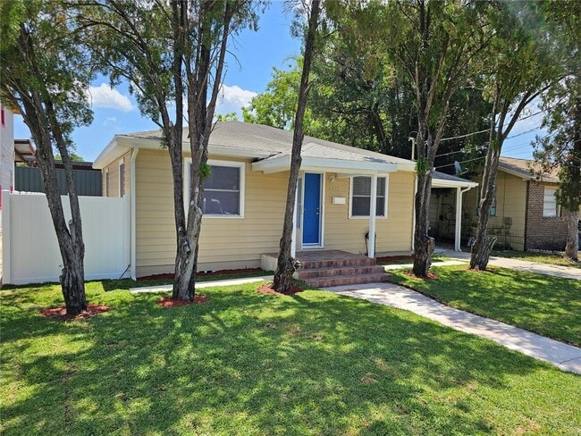 Photo - 2911 26th St N