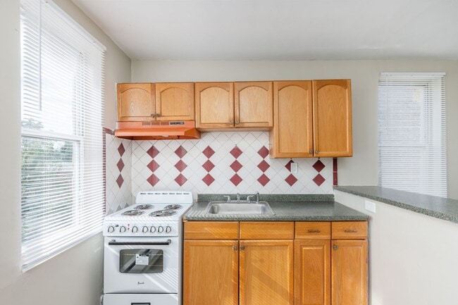 Photo - 3400 Reach St Unit 2nd Floor - B