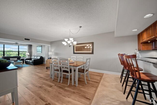 Building Photo - 6121 Balboa Cir Unit 405 Rental